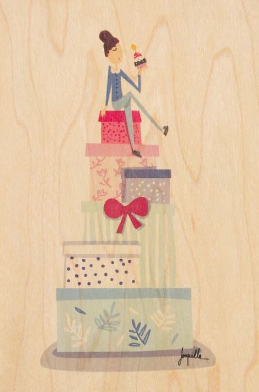 Carte postale en bois cèdre FSC. "Gâteau-cadeaux"