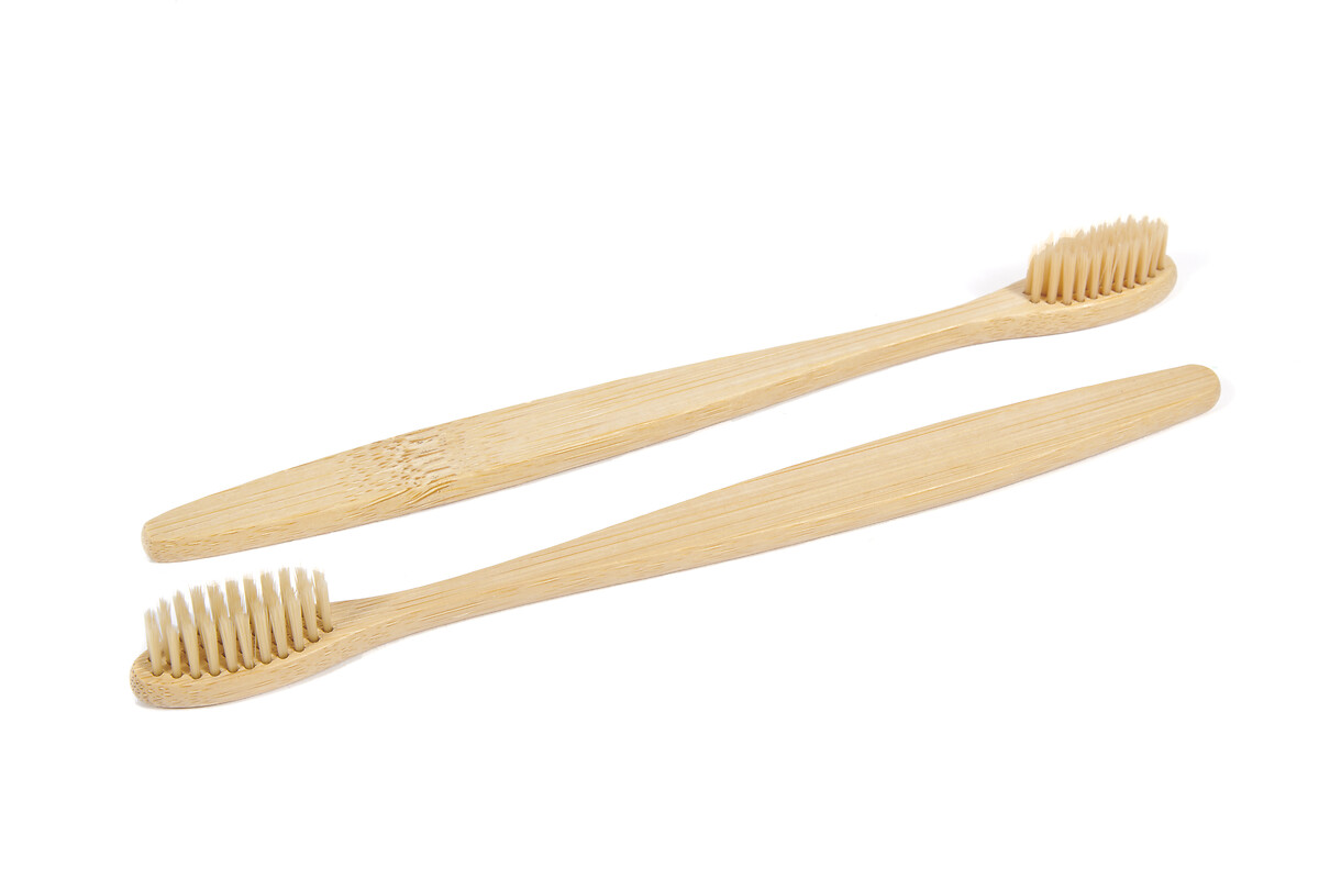 2 brosses à dent en bambou
